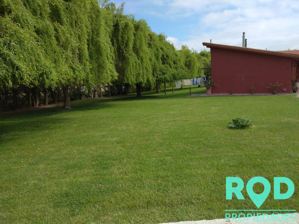 En venta parcela de 3 hectáreas con casa grande de 250 mts2 construidos