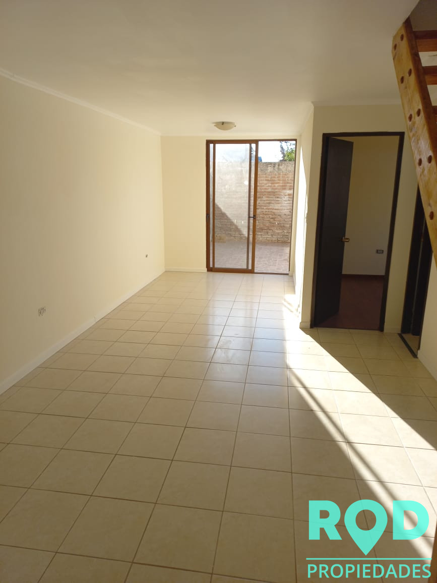 Vendo hermosa casa en Villa Doña Ignacia III